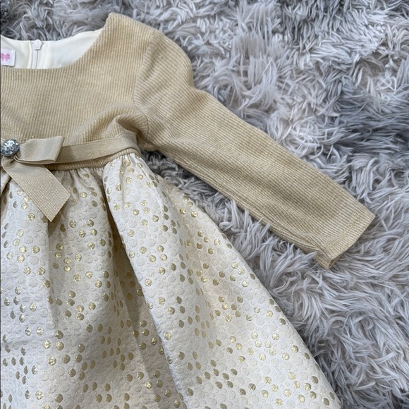 Gold and Cream Long Sleeve Dress with Bow - Picture 3 of 5